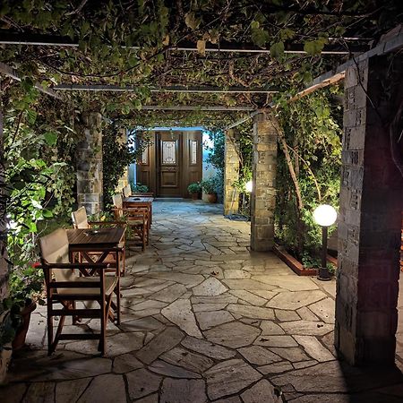 Guesthouse Christos Скопелос Екстер'єр фото