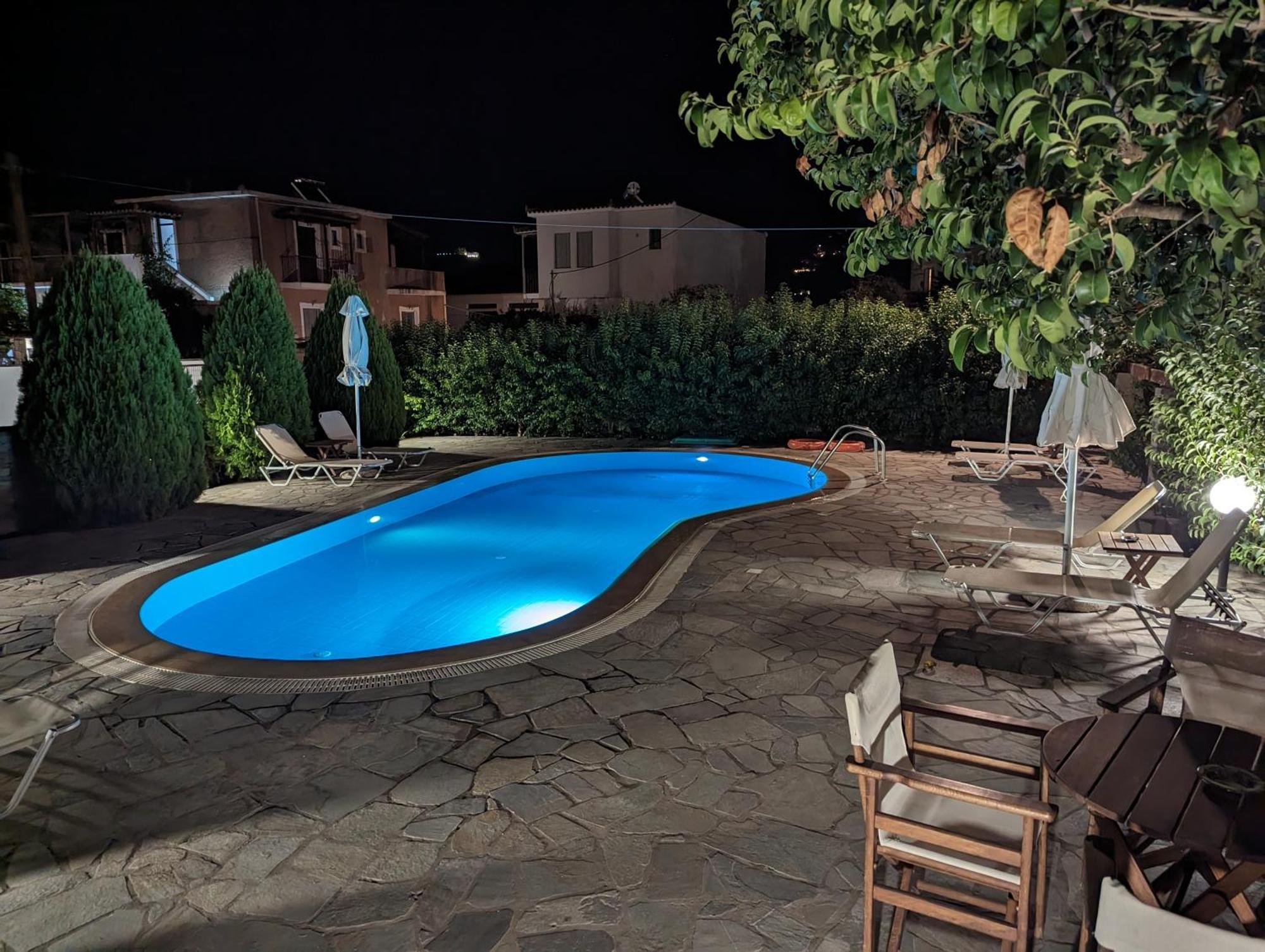 Guesthouse Christos Скопелос Екстер'єр фото