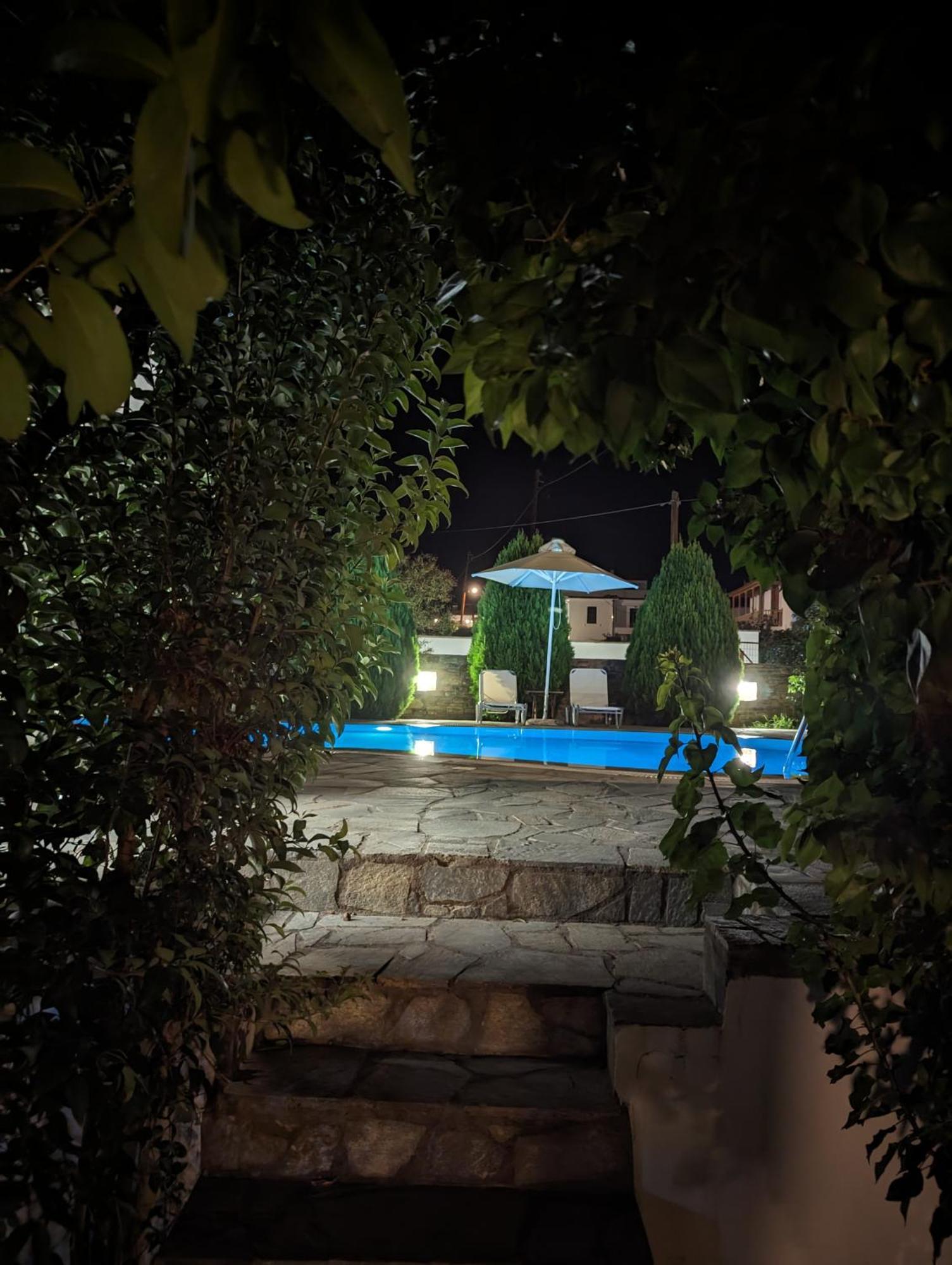 Guesthouse Christos Скопелос Екстер'єр фото
