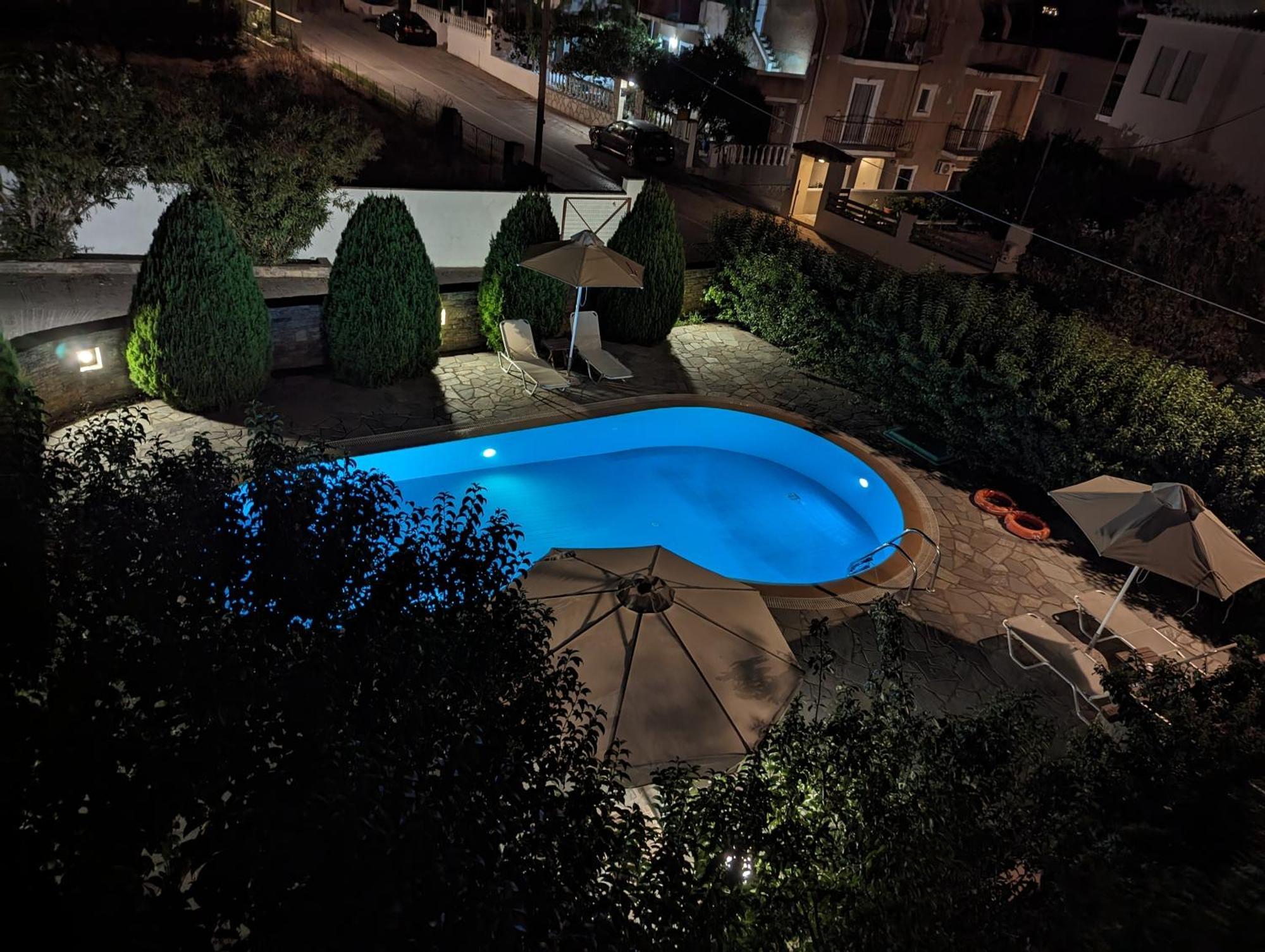Guesthouse Christos Скопелос Екстер'єр фото